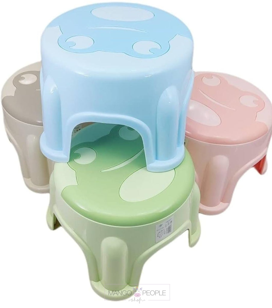 Unbreakable Animal Theme Round Shaped Frog Design Plastic Stool